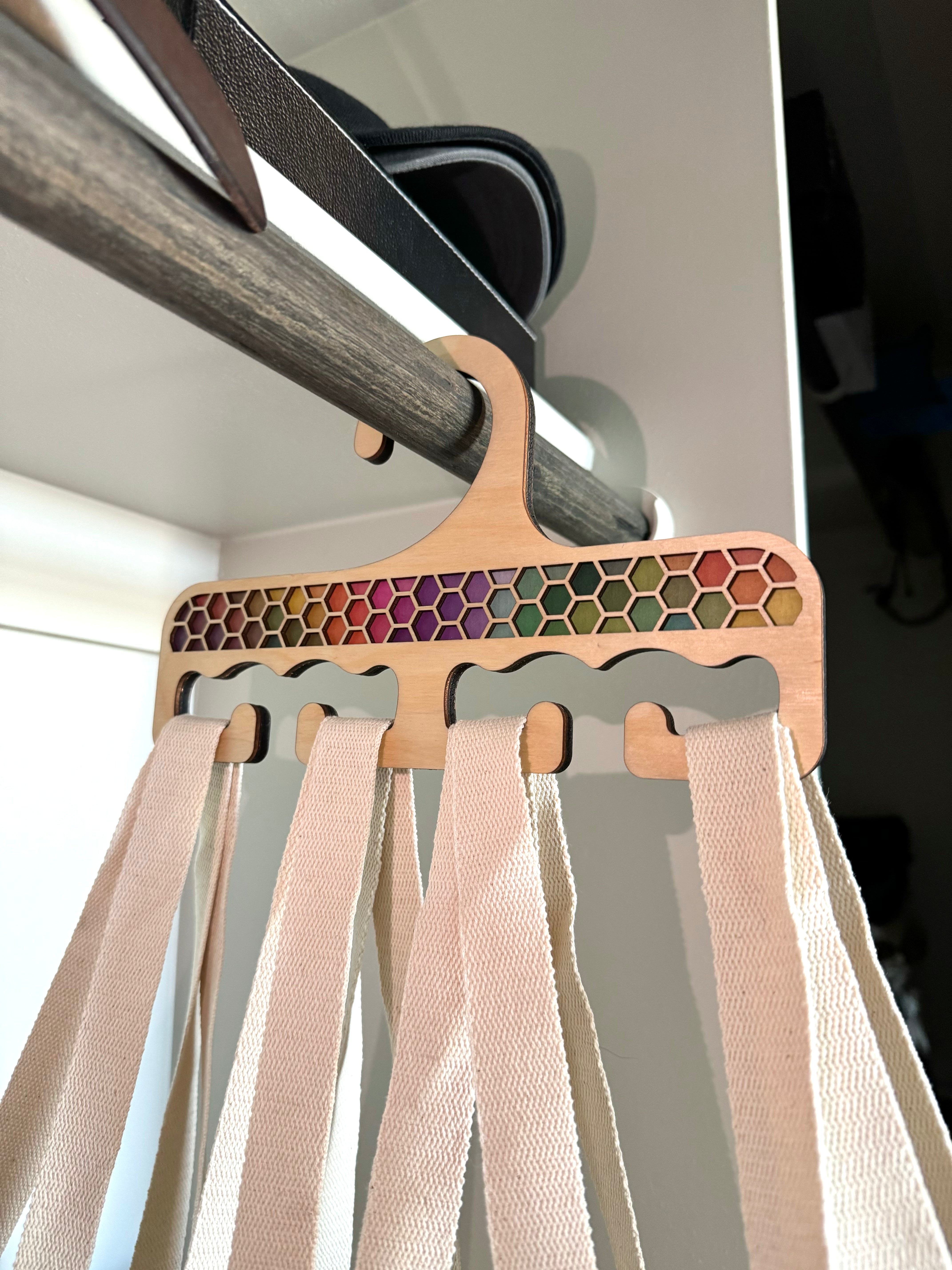 Tote Minder -  A Tote Bag Closet Organizer