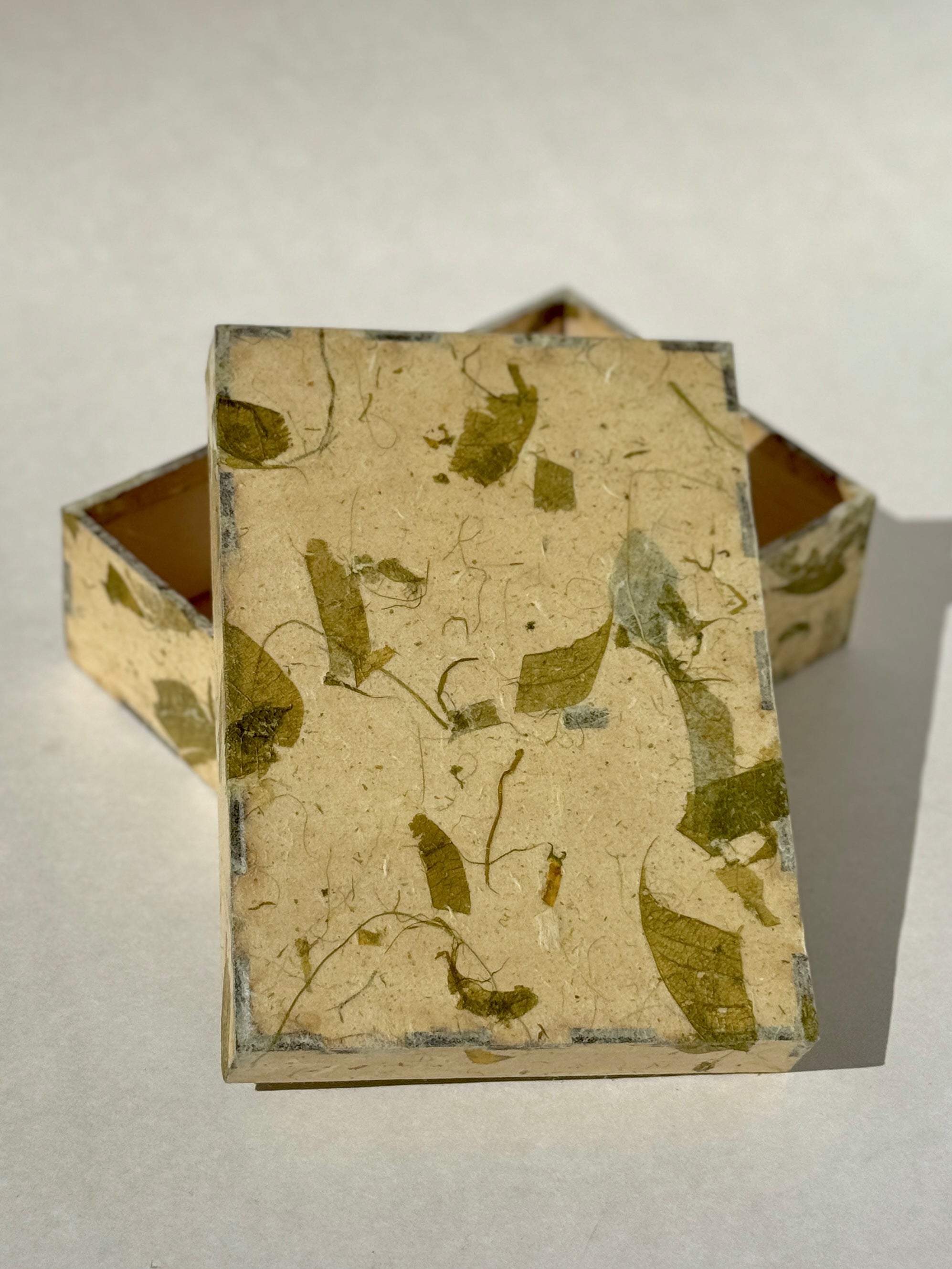 Large Notions Box