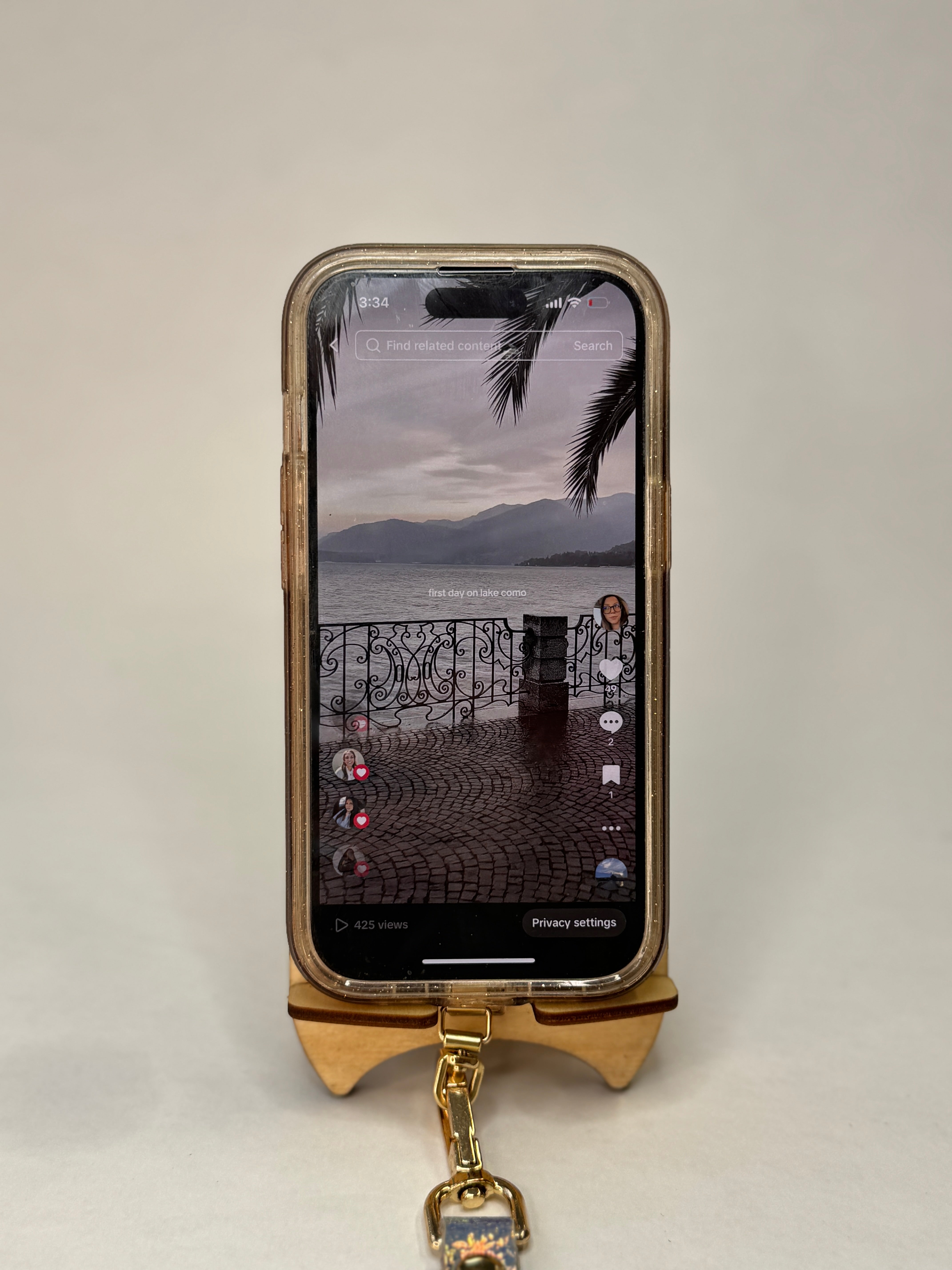Flow Phone Stand