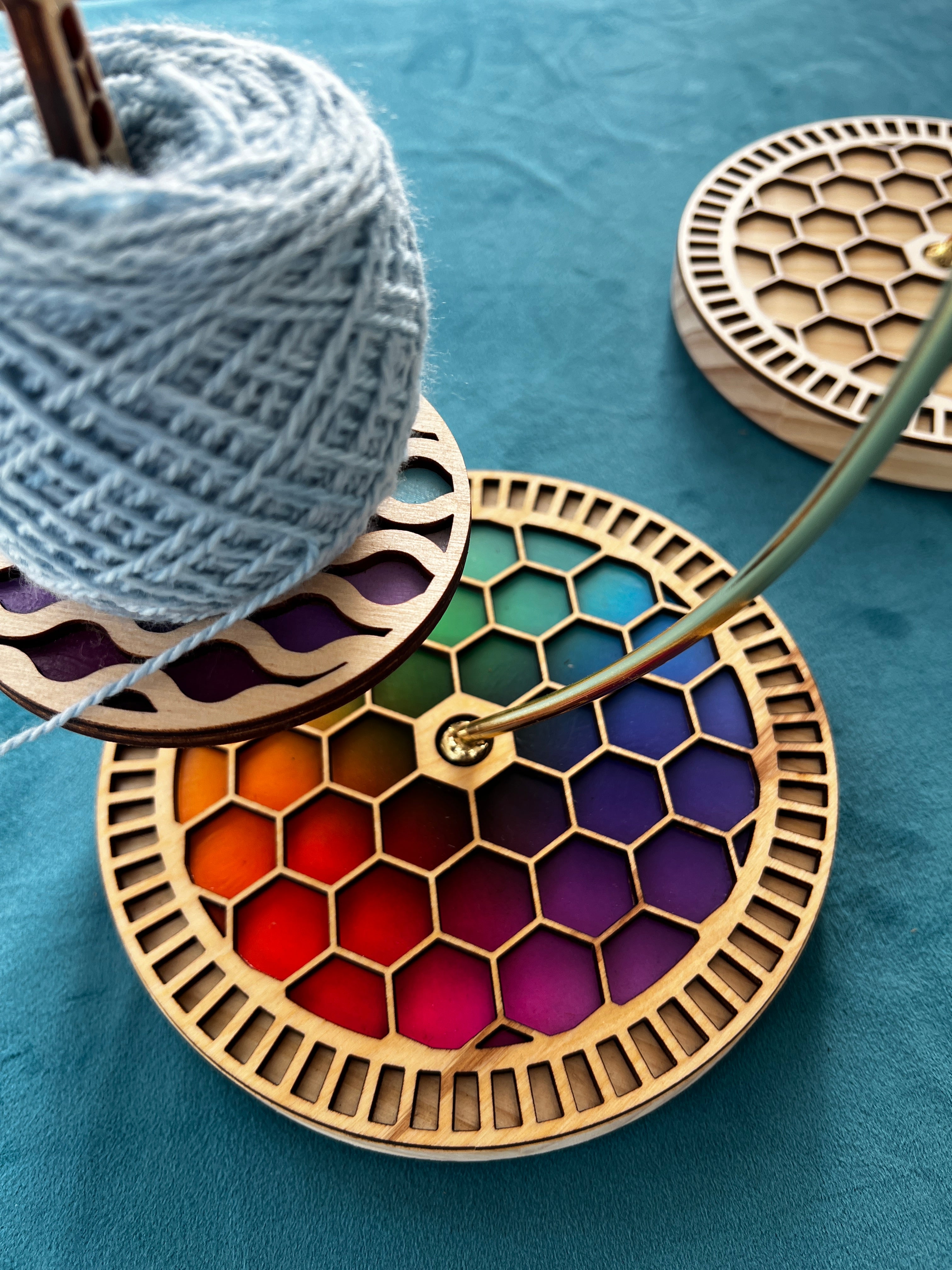 Honeycomb Minder Minder