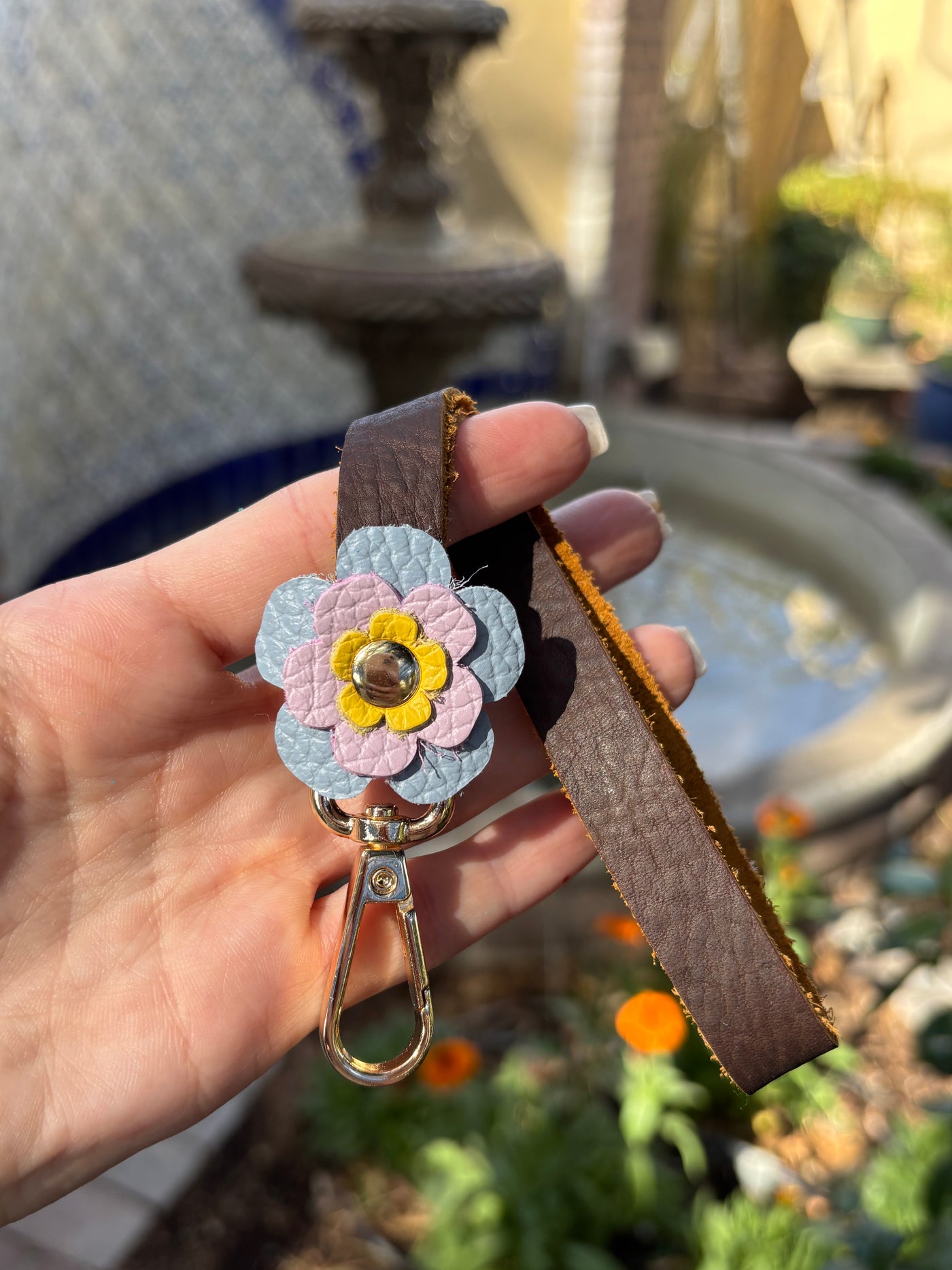 Flower Power! Phone Wristlet