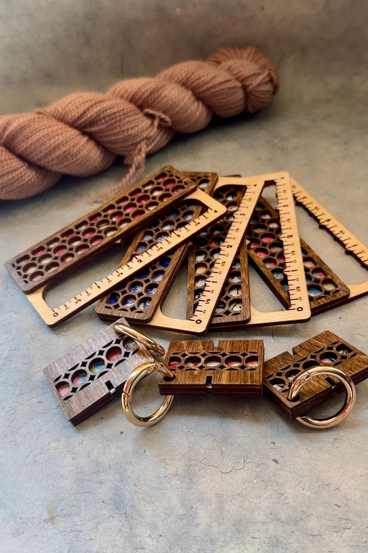 Chiyogami Thread Cutter