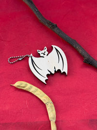 Bat Yarn Cutter
