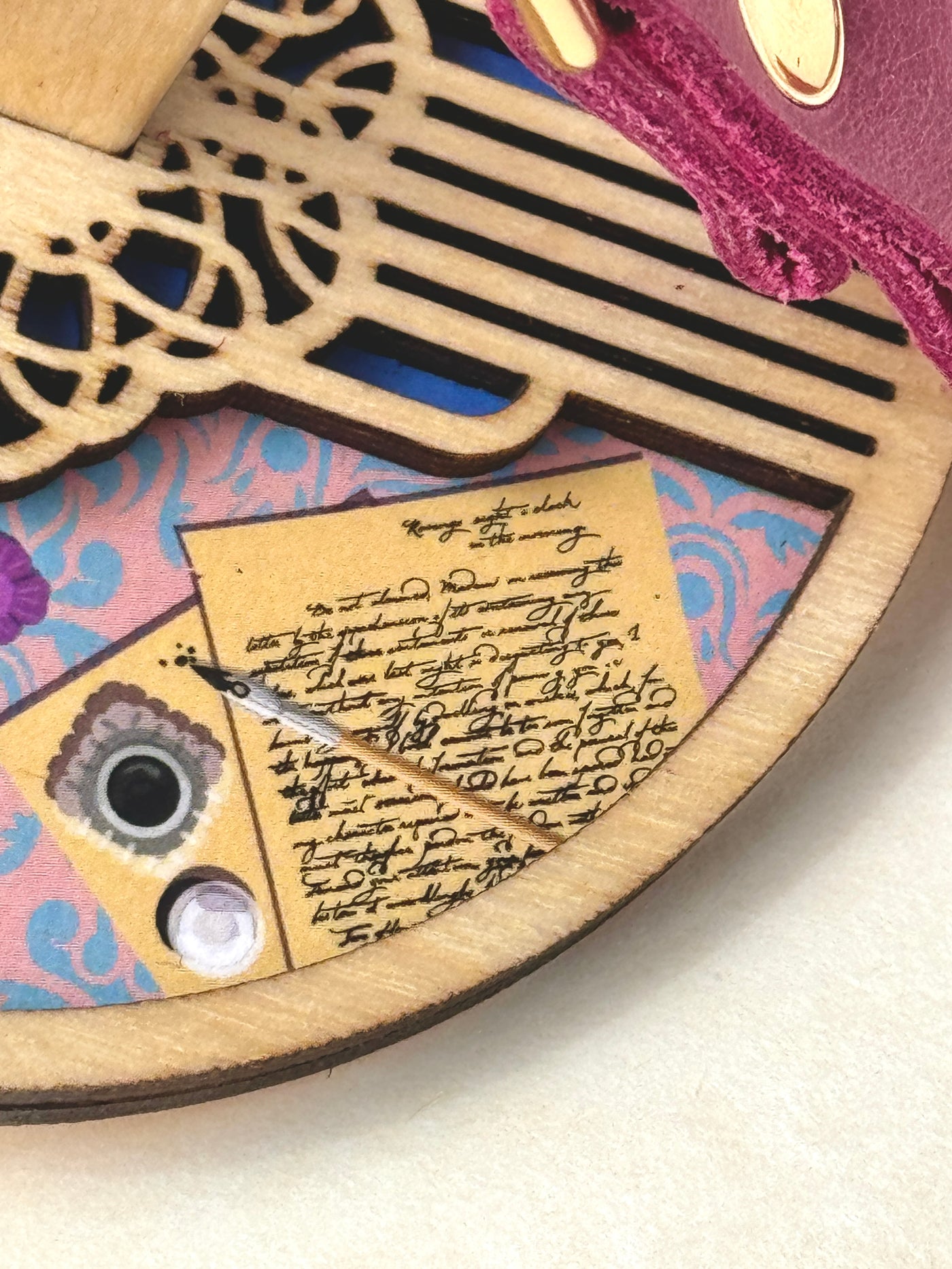 A detail image of the Mini Minder plate displaying the letter Mr. Darcy wrote to Elizabeth.