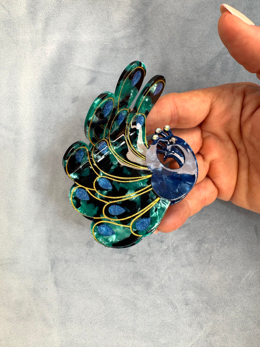 Peacock Clips